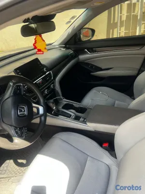 2018 Honda Accord — foto 4 / 6