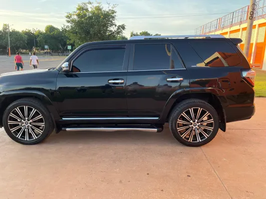 2016 Toyota 4 Runner — foto 4 / 9