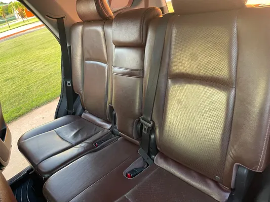 2016 Toyota 4 Runner — foto 7 / 9
