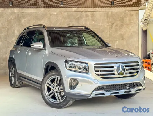 2026 Mercedes Clase GLB — foto 6 / 12