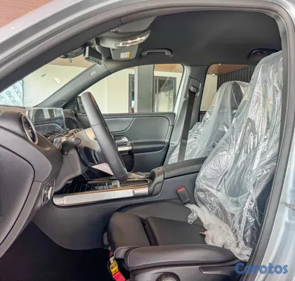 2026 Mercedes Clase GLB — foto 12 / 12