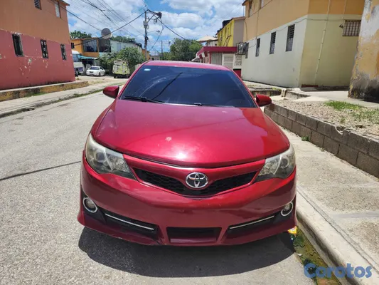 2014 Toyota Camry — foto 2 / 7