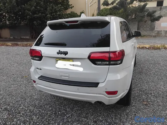 2018 Jeep Grand Cherokee — foto 5 / 8