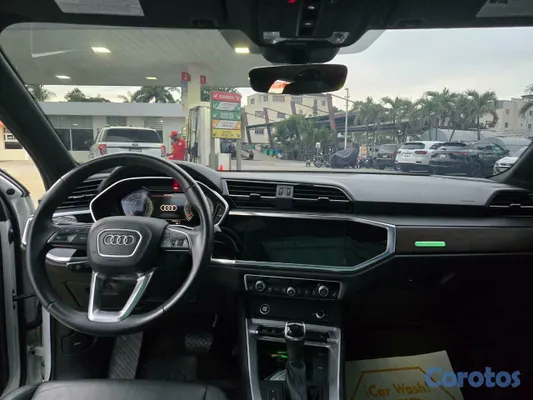 2022 Audi Q3 — foto 8 / 9