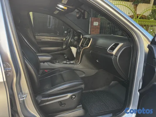 2015 Jeep Grand Cherokee — foto 5 / 10