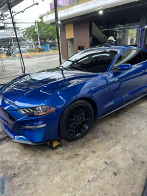 2018 Ford Mustang — foto 2 / 5