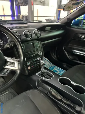 2018 Ford Mustang — foto 3 / 5