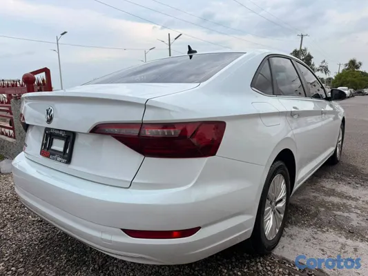 2020 Volkswagen Jetta — foto 3 / 8