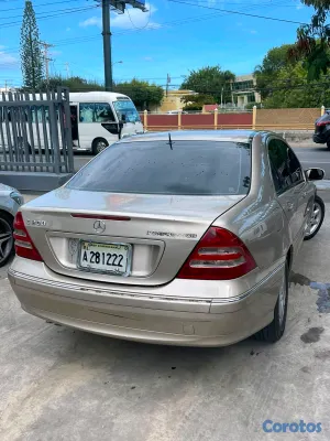 2001 Mercedes-Benz Clase C — foto 4 / 7