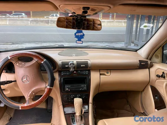 2001 Mercedes-Benz Clase C — foto 7 / 7