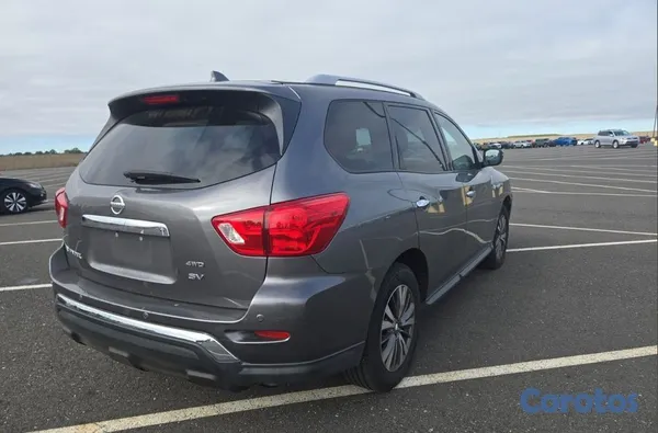 2020 Nissan Pathfinder — foto 5 / 8