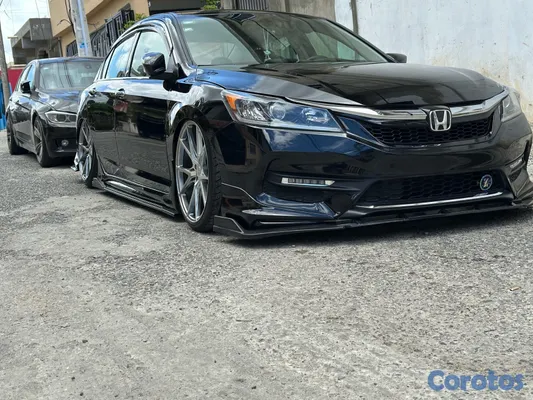 2017 Honda Accord — foto 13 / 13