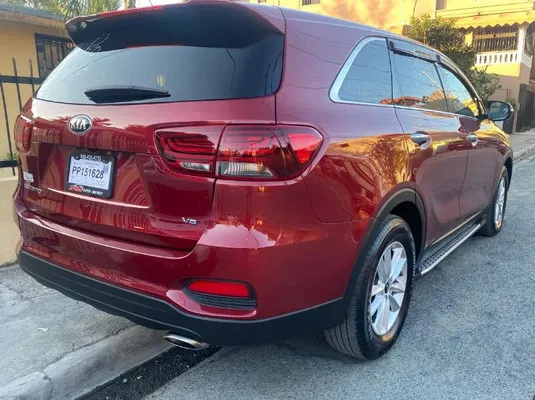 2020 Kia Sorento — foto 7 / 9
