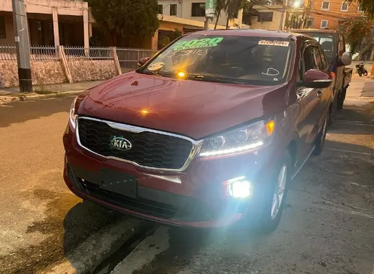 2020 Kia Sorento — foto 8 / 9