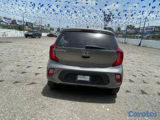 2020 Kia Morning — foto 7 / 10