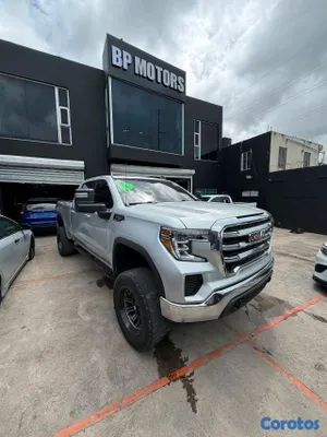 2020 GMC Sierra
