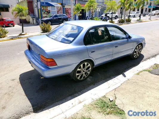 1994 Toyota Corolla — foto 2 / 3