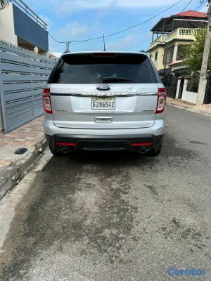 2013 Ford Explorer — foto 7 / 9