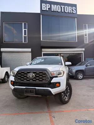 2020 Toyota Tacoma — foto 2 / 16