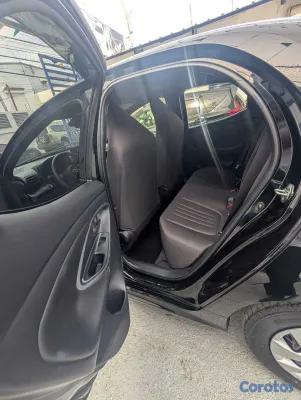 2021 Toyota Yaris — foto 7 / 13