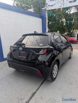 2021 Toyota Yaris — foto 10 / 13