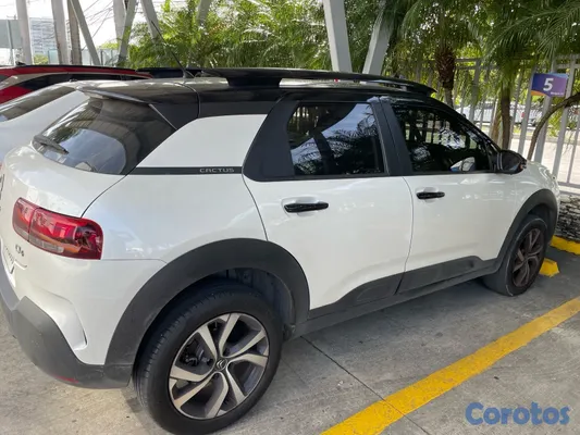 2024 Citroën Citroen cactus shine C4 — foto 2 / 3