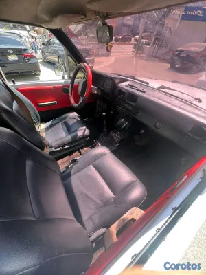 1984 Toyota Pick Up — foto 3 / 6