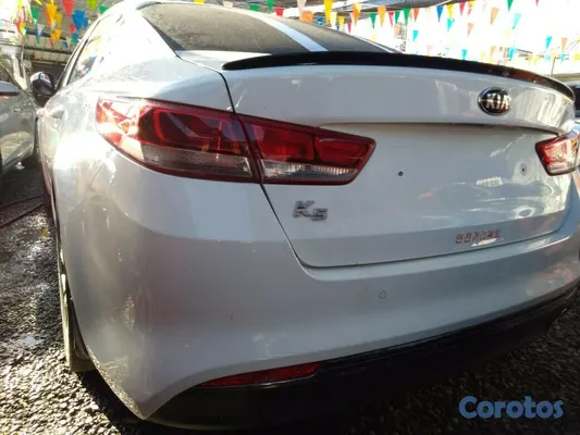 2017 Kia K-5 — foto 3 / 5