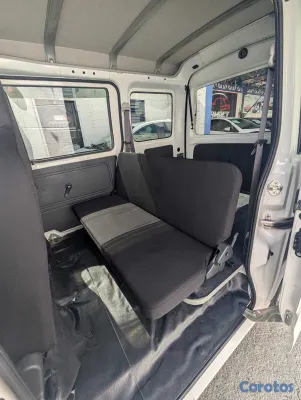 2020 Daihatsu Hijet — foto 4 / 13