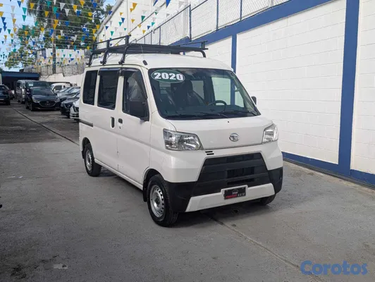 2020 Daihatsu Hijet — foto 6 / 13