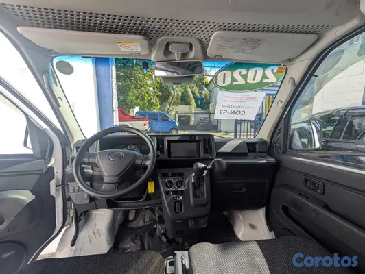 2020 Daihatsu Hijet — foto 11 / 13