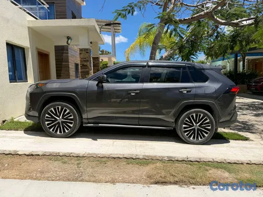 2022 Toyota Rav-4 — foto 8 / 9