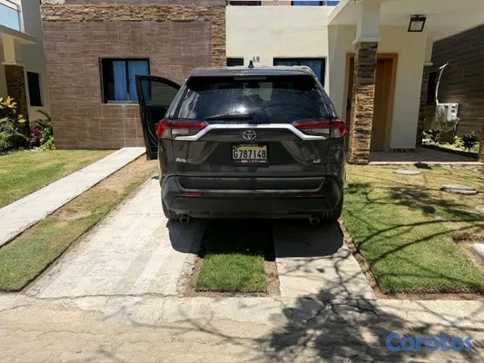 2022 Toyota Rav-4 — foto 9 / 9