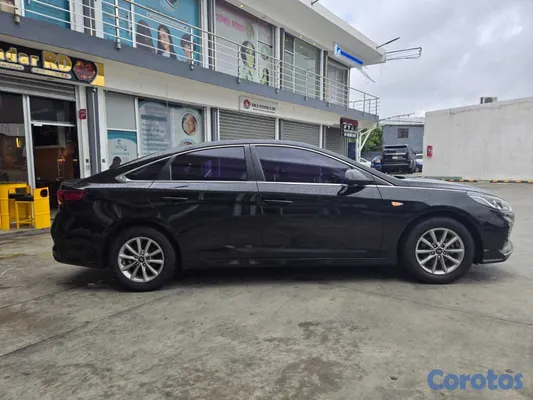 2018 Hyundai Sonata — foto 16 / 20