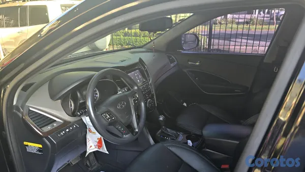 2017 Hyundai Grand Santa Fe
