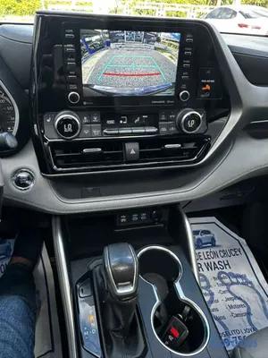 2022 Toyota Highlander — foto 5 / 9
