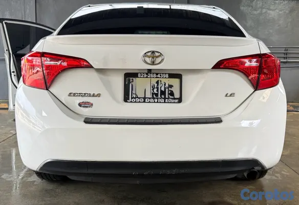 2016 Toyota Corolla — foto 4 / 5