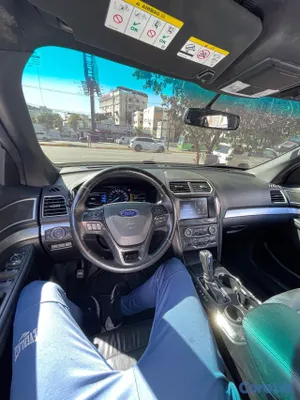 2016 Ford Explorer — foto 10 / 13