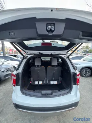 2016 Ford Explorer — foto 12 / 13