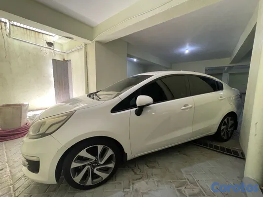 2016 Kia Rio — foto 3 / 6