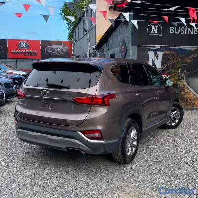 2020 Hyundai Santa Fe — foto 4 / 10