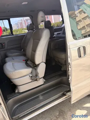 2019 Hyundai Starex — foto 2 / 6