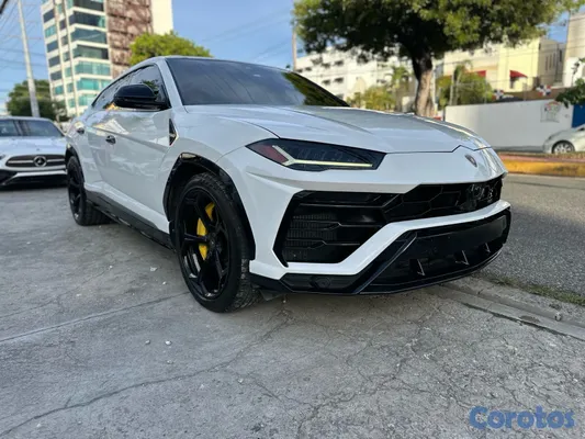 2019 Lamborghini Urus
