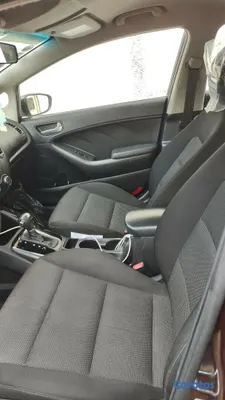 2017 Kia Forte — foto 4 / 6