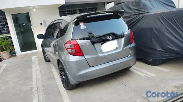 2009 Honda FIT