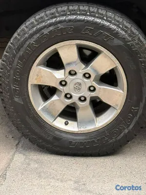 2011 Toyota 4 Runner — foto 9 / 13