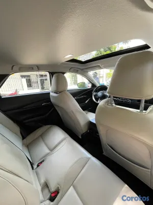 2024 Mazda CX-30 — foto 3 / 5