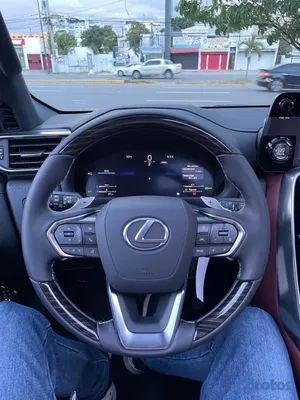 2026 Lexus Lx — foto 10 / 11