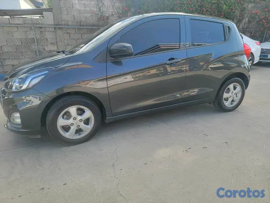 2019 Chevrolet Spark — foto 3 / 9
