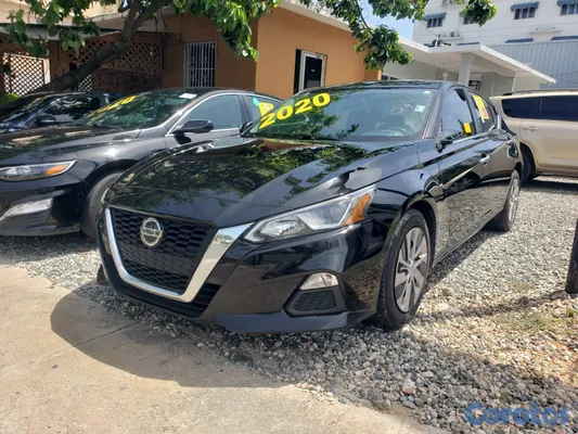 2020 Nissan Altima — foto 2 / 7